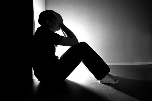Trầm cảm l&agrave; một trong những bệnh hay mắc nhất trong m&ugrave;a thi cử do &aacute;p lực. Ảnh minh họa 