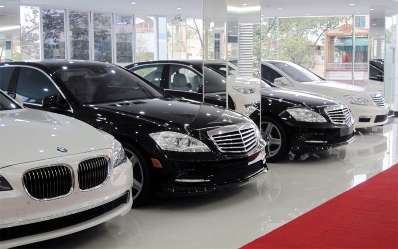 Xe &ocirc; t&ocirc; đồng loạt giảm gi&aacute; mạnh ở nhiều h&atilde;ng nổi tiếng.  