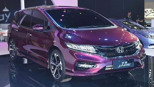  Honda li&ecirc;n tiếp thu hồi xe hơi v&igrave; nguy cơ ch&aacute;y nổ động cơ v&agrave; bộ cảm biến g&acirc;y rỉ s&eacute;t. Ảnh: TTXVN