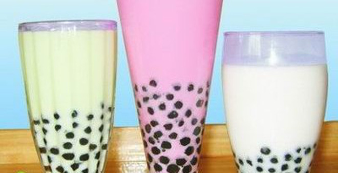 Tuy nhi&ecirc;n kh&ocirc;ng n&ecirc;n lạm dụng tr&agrave; sữa. Ảnh minh họa