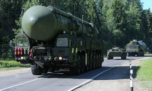 Hệ thống t&ecirc;n lửa đạn đạo li&ecirc;n lục địa (ICBM) RS-24 Yars. Ảnh: VnExpress