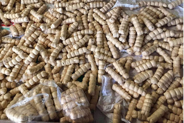 Số lượng chả đ&ograve;n bị lực lượng chức năng thu giữ tại An Giang. Ảnh: D&acirc;n tr&iacute;