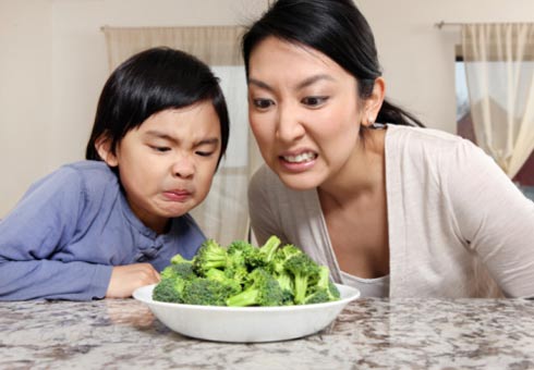 Nhiều người c&oacute; th&oacute;i quen th&iacute;ch ăn thịt m&agrave; lười ăn rau kh&ocirc;ng hề tốt cho 13Win19 ưu đãi hấp dẫn. Ảnh minh họa 