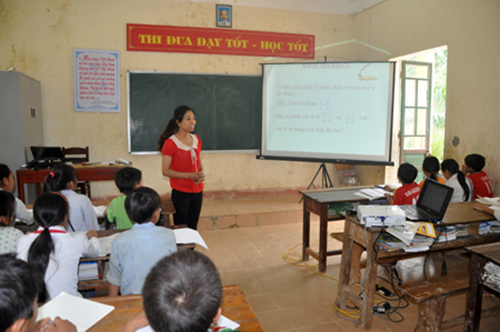 V&igrave; b&aacute;n gạo của học sinh m&agrave; hiệu trưởng, ph&oacute; hiệu trưởng tại trường THPT 13win OKVIP tựa game giải trí đỉnh cao b&aacute;n tr&uacute; Bản C&ocirc;ng, Trạm Tấu, Y&ecirc;n B&aacute;i bị khởi tố. Ảnh: B&aacute;o Y&ecirc;n B&aacute;i