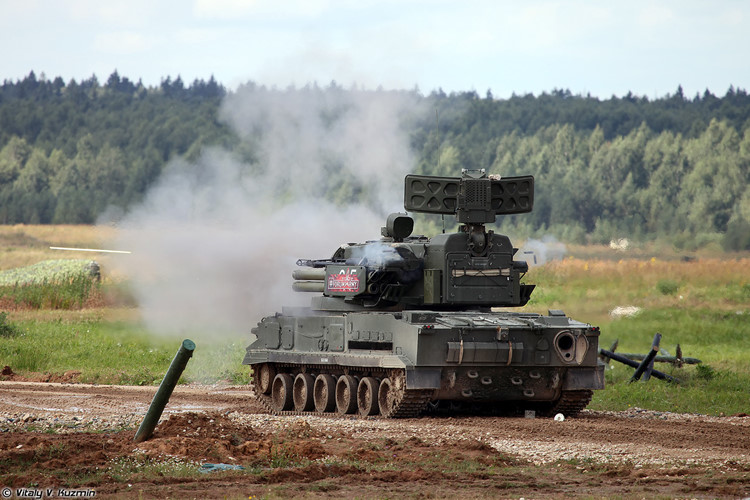Ph&aacute;o 2K22M1 Tunguska-M1 của Nga. Ảnh: Kiến thức