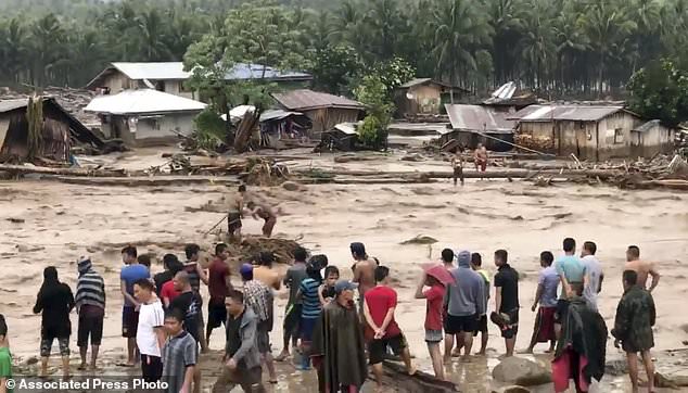 B&atilde;o Tembin qu&eacute;t qua Philippines đ&atilde; khiến &iacute;t nhất 200 người thiệt mạng. 
