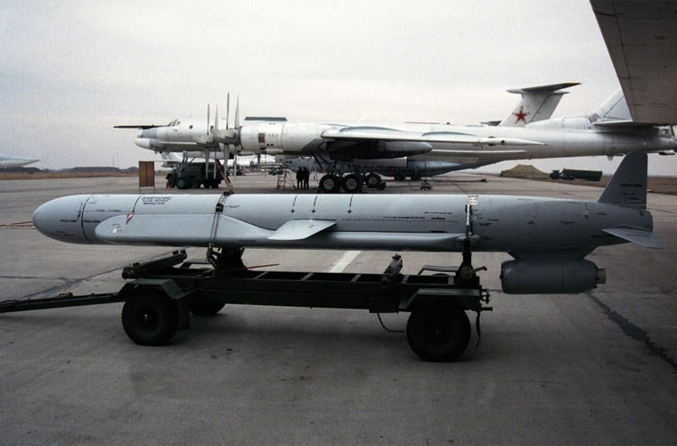 T&ecirc;n lửa h&agrave;nh tr&igrave;nh Kh-555 của Nga. Ảnh: Kiến thức