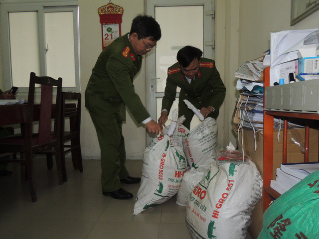  Số lượng m&igrave; ch&iacute;nh bị lực lượng chức năng thu giữ. Ảnh: D&acirc;n tr&iacute;