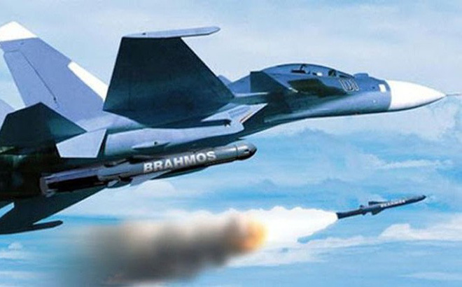  T&ecirc;n lửa h&agrave;nh tr&igrave;nh BrahMos của Ấn Độ. Ảnh: Tr&iacute; thức trẻ