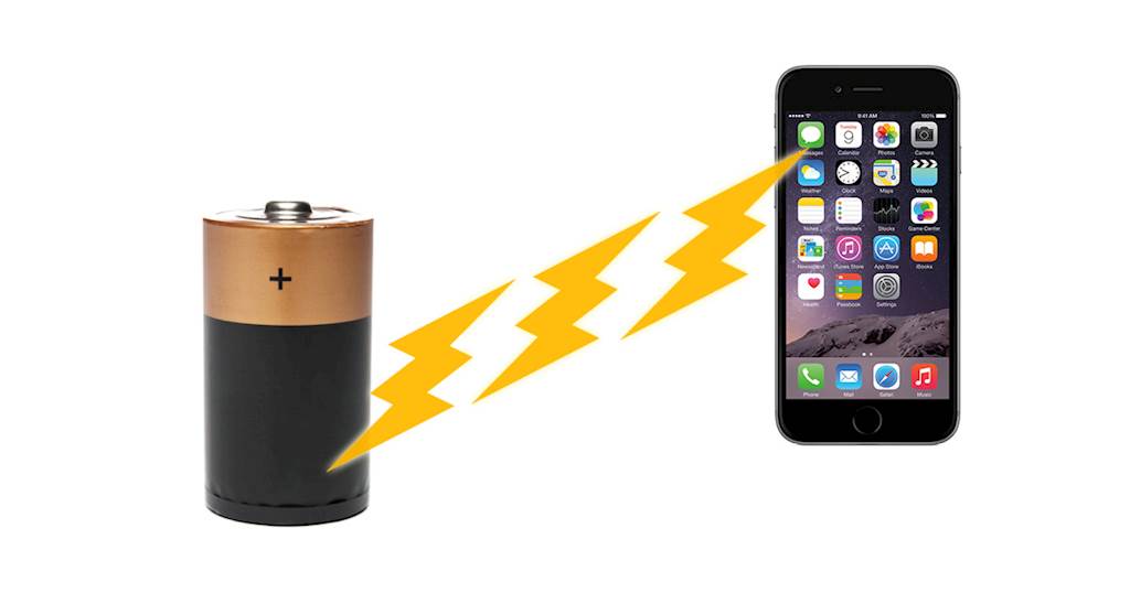 D&ugrave;ng sạc kh&ocirc;ng d&acirc;y iPhone c&oacute; thể l&agrave;m hỏng pin nhanh, ch&aacute;y nổ nếu l&agrave; h&agrave;ng nh&aacute;i. Ảnh minh họa 