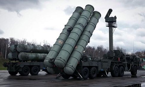  Hệ thống t&ecirc;n lửa S-300V4 của Nga. Ảnh: VOV
