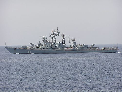 T&agrave;u khu trục Smetlivy l&agrave; vũ kh&iacute; vừa được Nga điều tới tham chiến tại Syria. Ảnh: Giao th&ocirc;ng