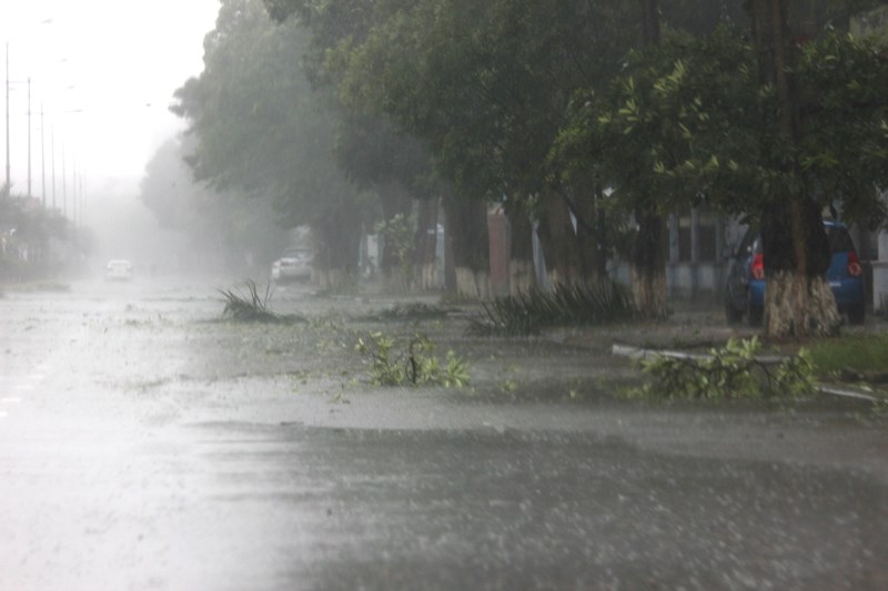 Dự b&aacute;o thời tiết ng&agrave;y 6/6/2018: B&atilde;o số 2 vẫn tiếp tục ho&agrave;nh h&agrave;nh ở b&aacute;n đảo L&ocirc;i Ch&acirc;u. Ảnh minh họa