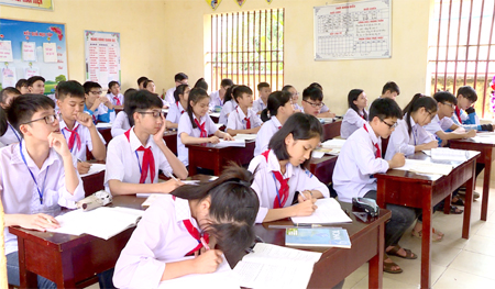 C&aacute;ch tra cứu điểm thi v&agrave;o lớp 10 năm học 2018 tại Ninh B&igrave;nh. Ảnh: b&aacute;o Ninh B&igrave;nh