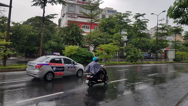  B&atilde;o số 3 đang dần đi v&agrave;o Th&aacute;i B&igrave;nh- H&agrave; Tĩnh g&acirc;y mưa lớn diện rộng. Ảnh: H&agrave; Khun