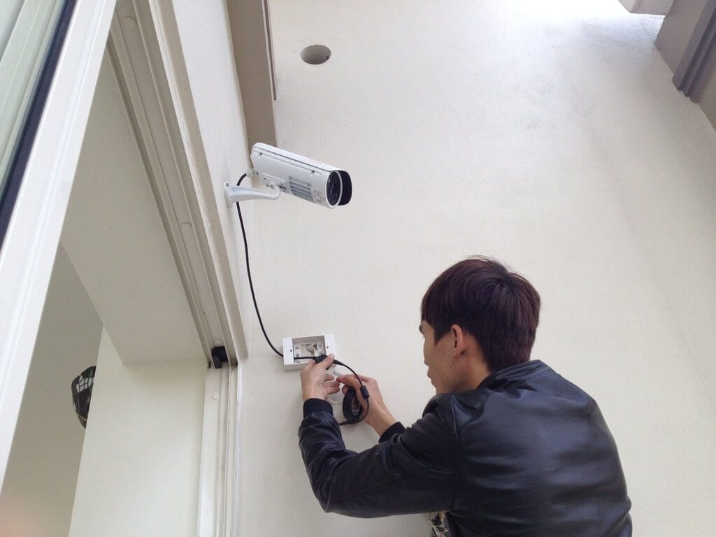 Camera gi&aacute;m s&aacute;t c&oacute; kh&aacute; nhiều nhược điểm cẩn trọng khi lắp đặt 