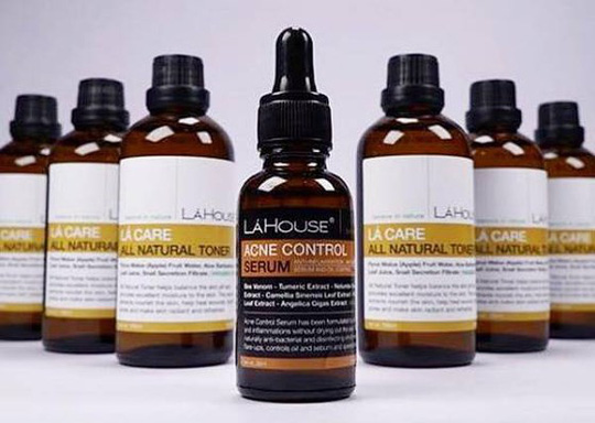 Thuốc trị mụn Acne control serum serum của C&ocirc;ng ty TNHH N&agrave;ng L&aacute;- Tp HCM bị thu hồi