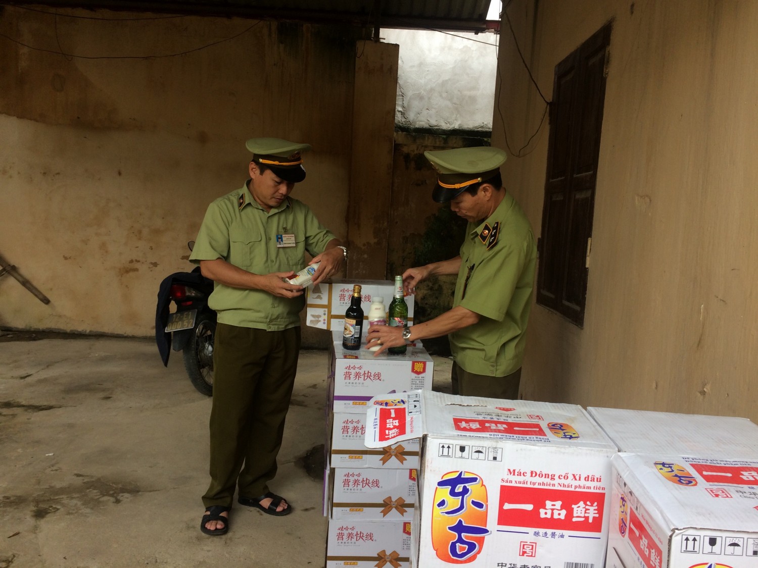  Đội Quản l&yacute; thị trường số 4 tỉnh Lạng Sơn tịch thu to&agrave;n bộ sản phẩm, 13Win OKVIP Cá cược bóng đá nhập lậu
