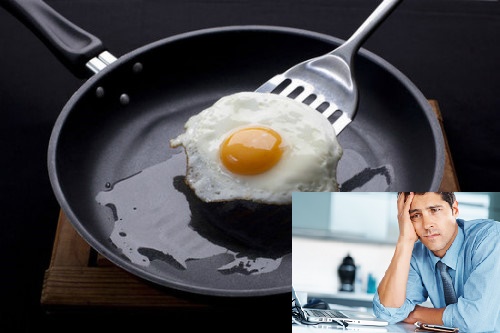H&oacute;a chất trong chảo chống d&iacute;nh c&oacute; thể khiến nam giới v&ocirc; sinh