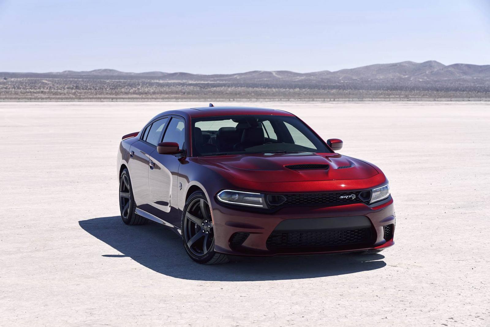 Xe &ocirc; t&ocirc; Chrysler 300 v&agrave; Dodge Charger thường gặp lỗi ở hệ thống điện tử trong xe 