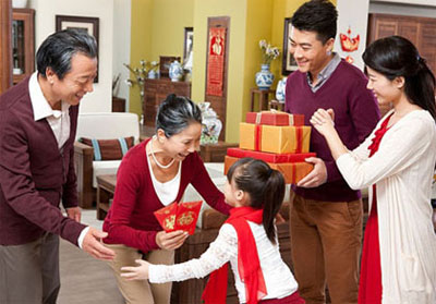 D&agrave;nh lời ch&uacute;c Tết hay 2015 cho &ocirc;ng b&agrave; đ&aacute;ng k&iacute;nh