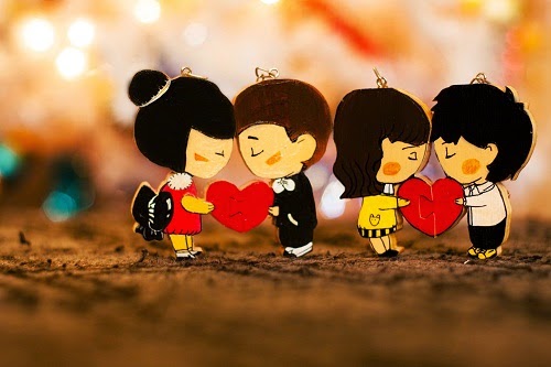 Noel con g&aacute;i mong chờ được tặng những m&oacute;n qu&agrave; thời trang nhất do người m&igrave;nh y&ecirc;u chọn lựa