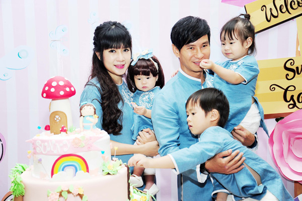 B&agrave; x&atilde; L&yacute; Hải đ&atilde; mang bầu b&eacute; thứ 4 được 5 th&aacute;ng