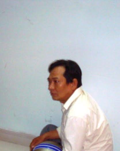 Đối tượng Ho&agrave;ng khi bị lực lượng chức năng bắt giữ