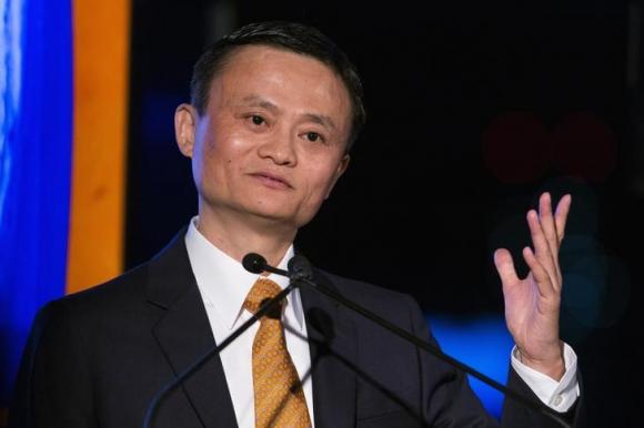 Jack Ma cho biết tập đo&agrave;n Alibaba c&oacute; khả năng sẽ hợp t&aacute;c thanh to&aacute;n điện tử với Apple. Ảnh Reuters