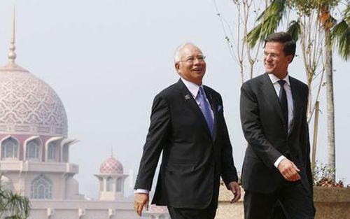 Thủ tướng H&agrave; Lan đến thăm Malaysia trong 3 ng&agrave;y từ 5-7/11 b&agrave;n về hợp t&aacute;c điều tra vụ MH17