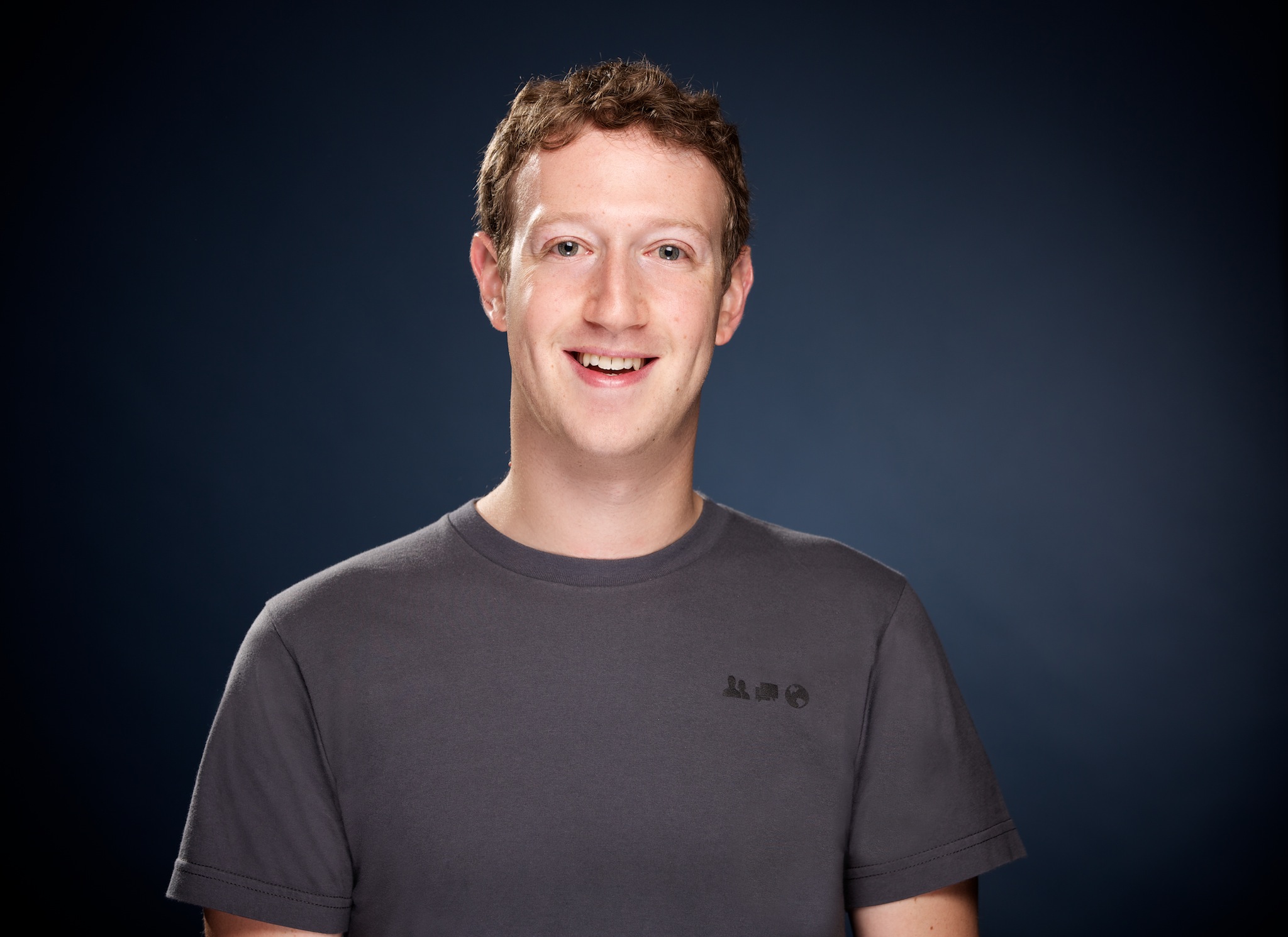 Tỷ phusMark Zuckerberg s&aacute;ng lập Facebook khi 19 tuổi. Ảnh: Newroon.fb