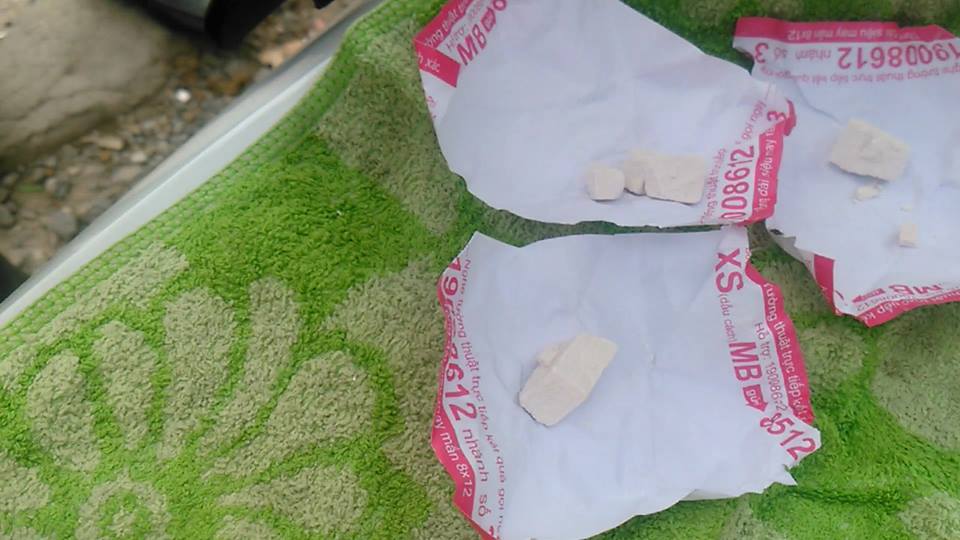 Chất m&agrave;u trắng nghi l&agrave; heroin