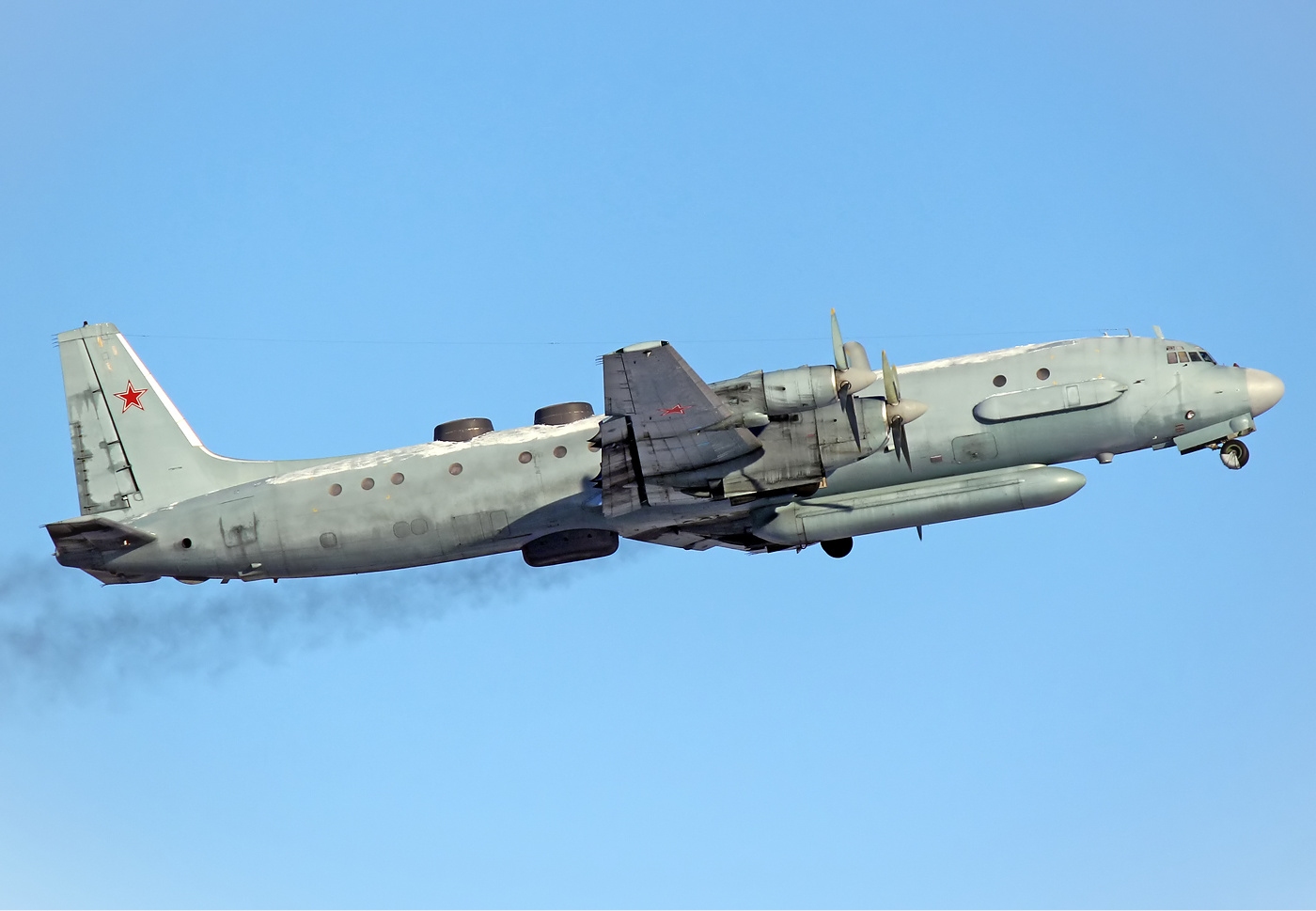 M&aacute;y bay do th&aacute;m Ilyushin Il-20 được cho l&agrave; đang c&oacute; mặt tại Syria nhằm thu thập th&ocirc;ng tin về IS