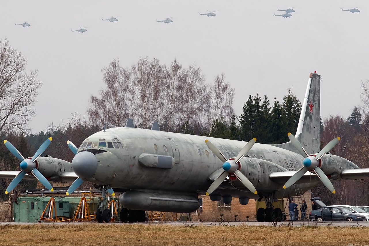 M&aacute;y bay do th&aacute;m Ilyushin Il-20 được thiết kế dựa tr&ecirc;n mẫu m&aacute;y bay động cơ tua bin c&aacute;nh quạt Ilyushin Il-18