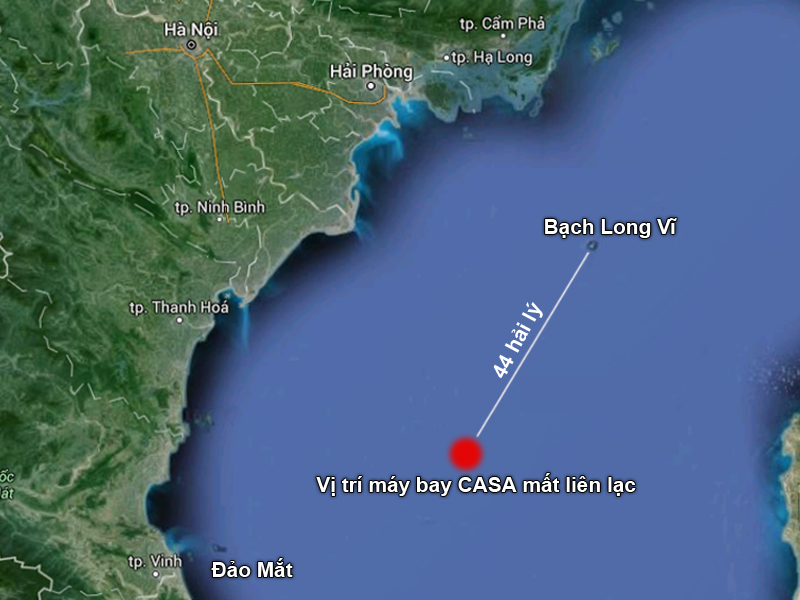 Hiện c&aacute;c lực lượng chức năng đ&atilde; x&aacute;c định được vị tr&iacute; chiếc m&aacute;y bay mất t&iacute;ch CASA 212 rơi gần đảo Bạch Long Vĩ