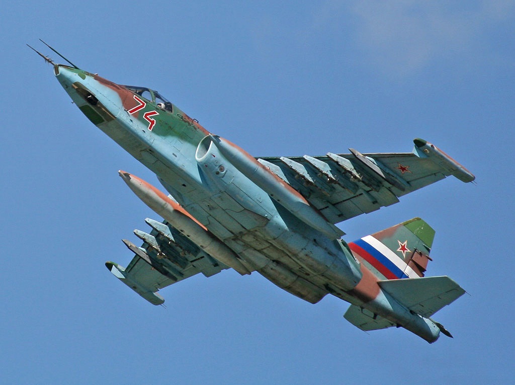 Trong năm 2015, máy bay Su-25 cũng tham gia không kích IS tại Syria Trong năm 2015, máy bay Su-25 cũng tham gia không kích IS tại Syria