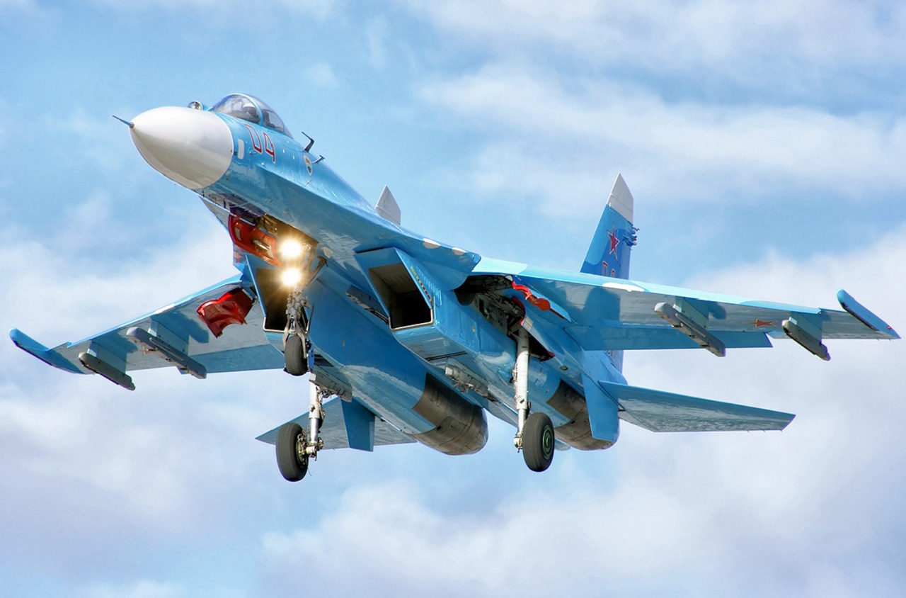 M&aacute;y bay Su-27 của Nga từng l&agrave; loại vũ kh&iacute; qu&acirc;n sự l&agrave;m mưa l&agrave;m gi&oacute; tr&ecirc;n nhiều chiến trường
