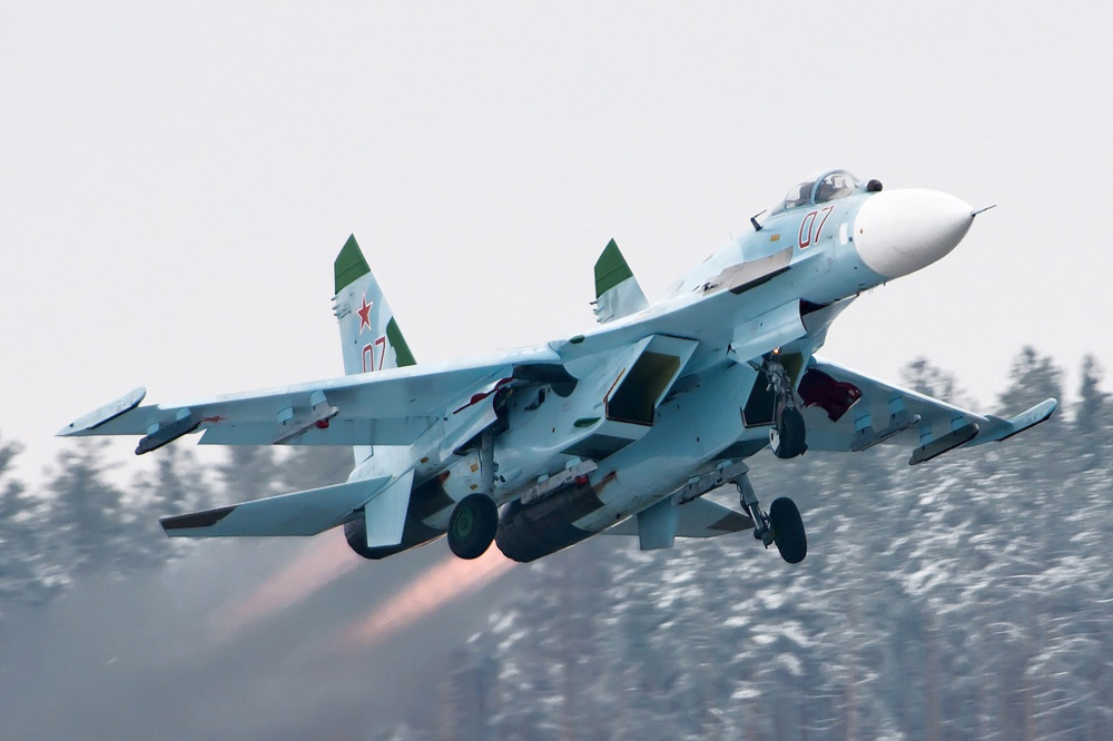 Cho đến khi Nga dừng sản xuất, d&ograve;ng m&aacute;y bay ti&ecirc;m k&iacute;ch Su-27 đ&atilde; c&oacute; tới gần 30 phi&ecirc;n bản