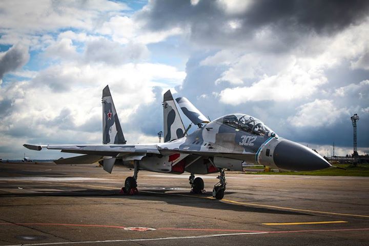 Với uy lực vượt trội, m&aacute;y bay chiến đấu Su-27 từng l&agrave; vũ kh&iacute; l&agrave;m mưa l&agrave;m gi&oacute; tr&ecirc;n nhiều chiến trường
