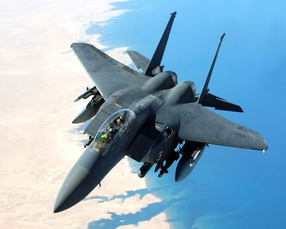 M&aacute;y bay ti&ecirc;m k&iacute;ch F-15 Eagle l&agrave; chiến cơ uy lực nhất thế giới