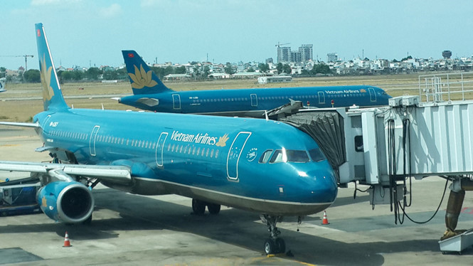 M&aacute;y bay Vietnam Airlines gặp sự cố phải hạ c&aacute;nh khẩn cấp