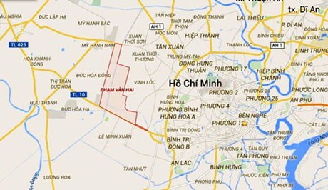 Vị tr&iacute; chiếc m&aacute;y bay rơi được x&aacute;c định ở khu vực n&ocirc;ng trường Phạm Văn Hai, huyện B&igrave;nh Ch&aacute;nh, TPHCM (v&ugrave;ng khoanh đỏ tr&ecirc;n bản đồ).