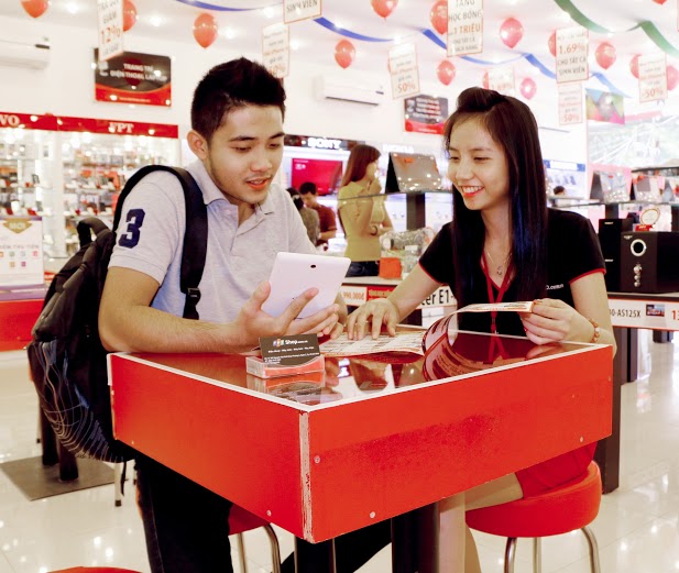 M&aacute;y t&iacute;nh bảng mang thương hiệu Samsung đang chiếm ưu thế về doanh số b&aacute;n v&agrave; số sản phẩm c&oacute; doanh thu cao nhất, b&aacute;n chạy nhất tr&ecirc;n thị trường Việt Nam.