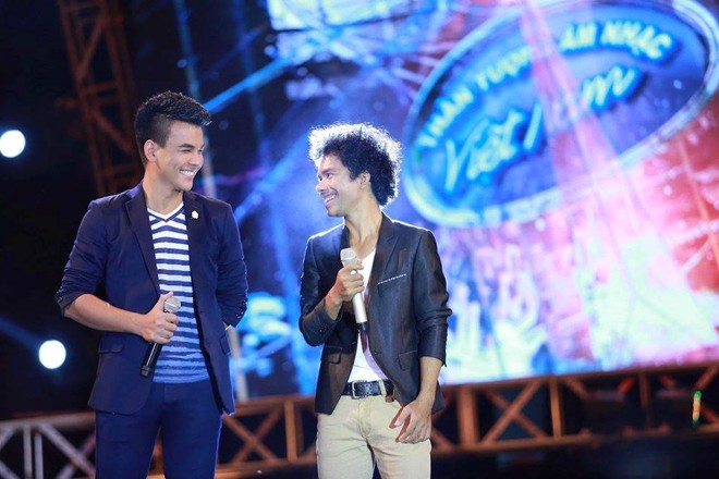 Mc mới của Vietnam Idol bị ch&ecirc; tơi tả