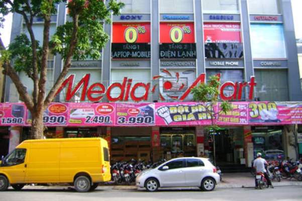 media mart hai b&agrave; trưng
