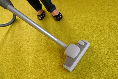 Chọn mua m&aacute;y h&uacute;t bụi cần sự c&acirc;n nhắc với nhiều yếu tố