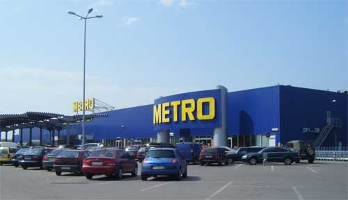 Metro Việt Nam li&ecirc;n tục mở rộng chi nh&aacute;nh d&ugrave; lu&ocirc;n b&aacute;o lỗ