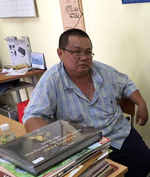 Vụ Minh B&eacute;o bị bắt: Ch&aacute;u trai kh&ocirc;ng d&aacute;m đi học v&igrave; bị dư luận soi m&oacute;i