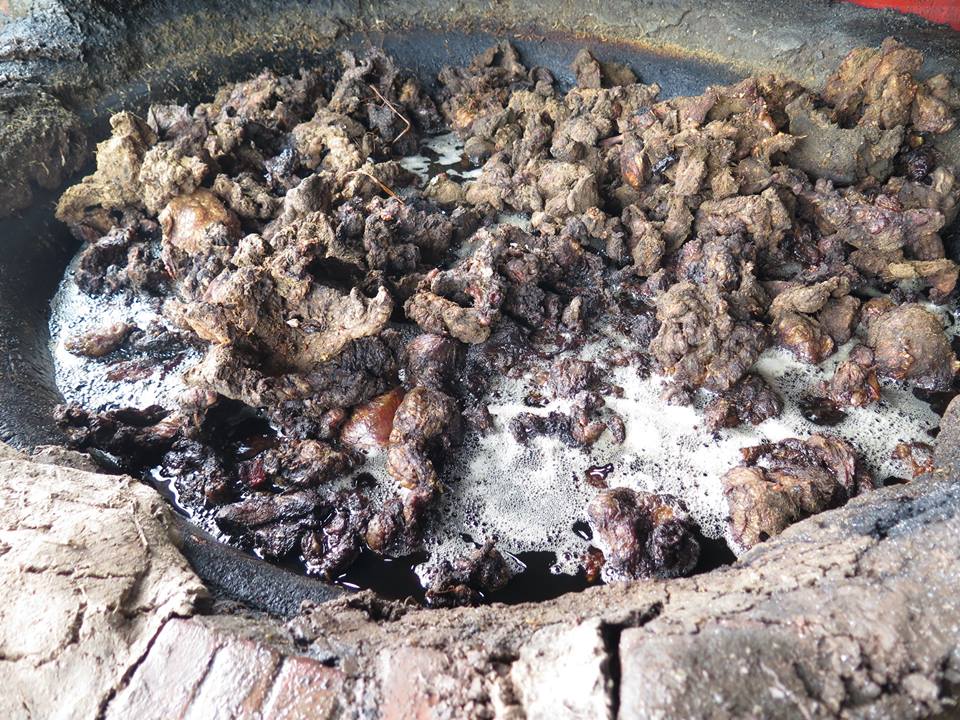 Chảo mỡ đen thui