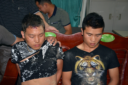 Hai đối tượng bị bắt giữ sau khi vận chuyển 40 b&aacute;nh heroin